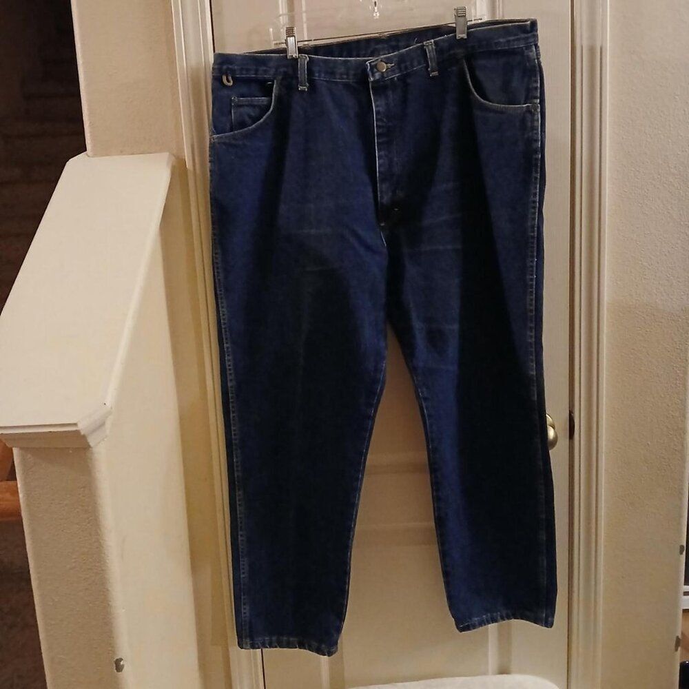 Vintage 90s Wrangler Rugged Wear Straight Leg Jeans Men's Size 44X30 Made in USA